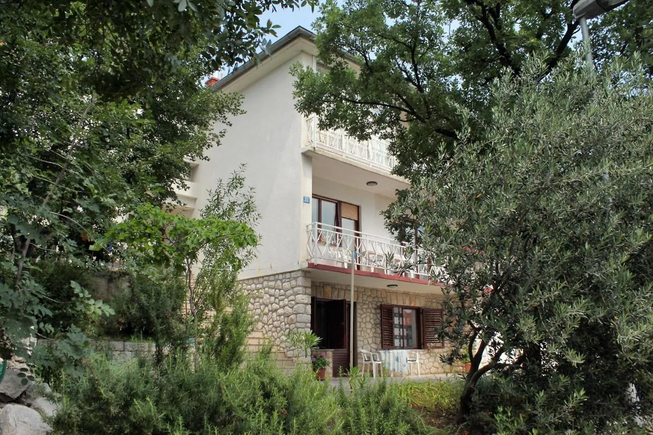 Apartment Novi Vinodolski 2423A 0*,