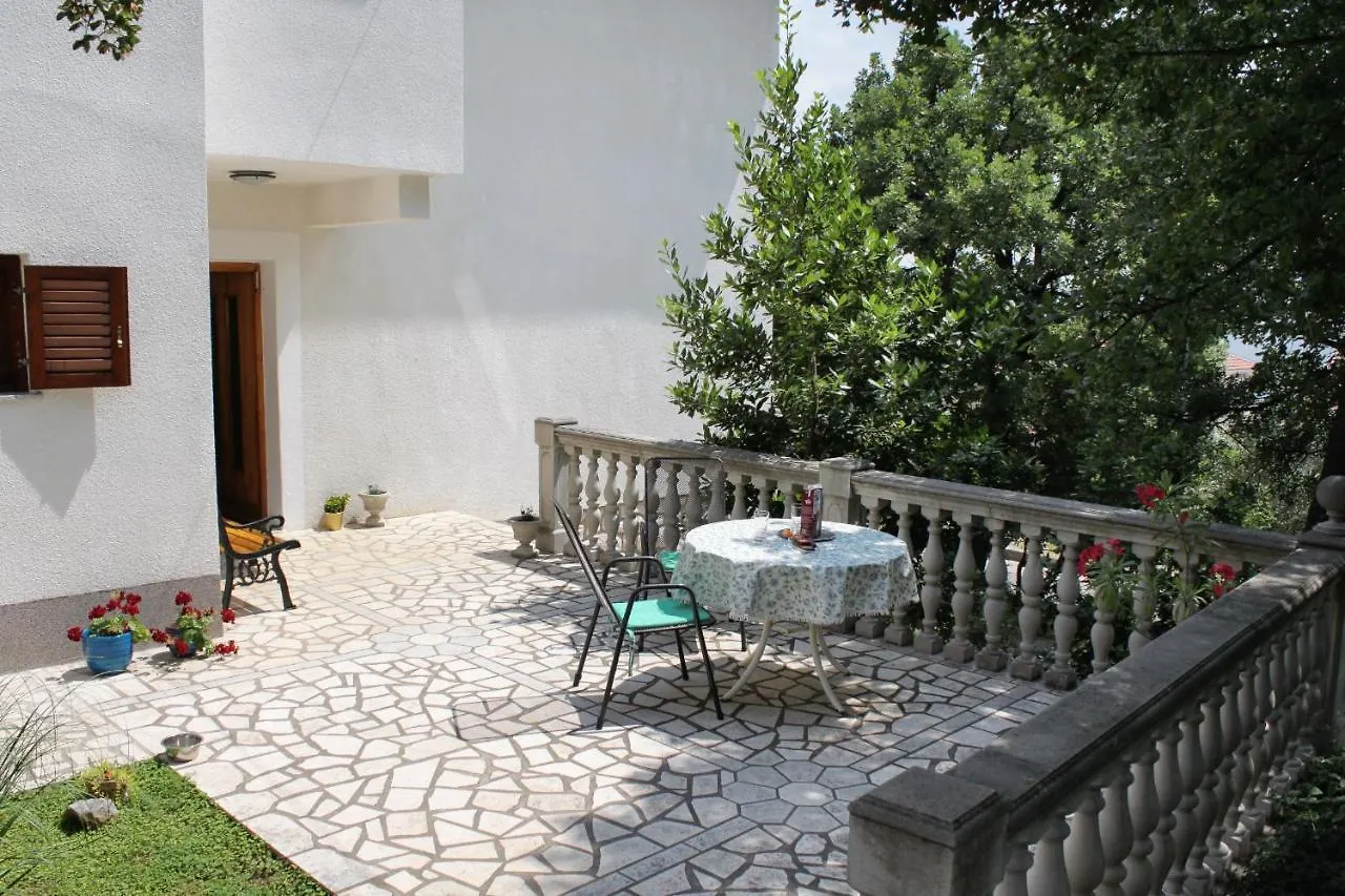 Apartment Novi Vinodolski 2423A